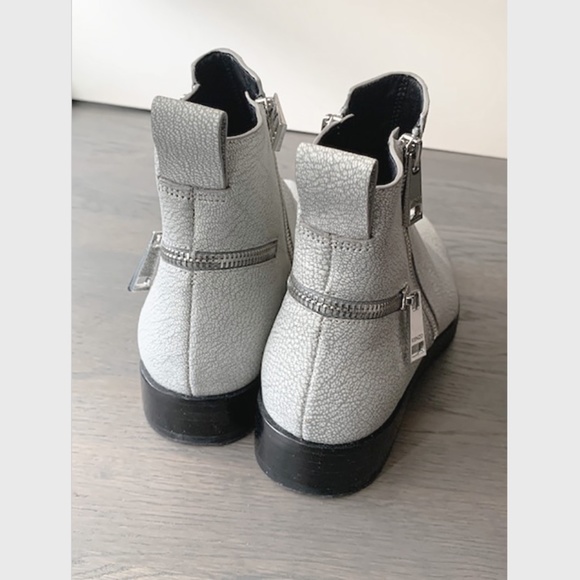 KENZO | Totem Leather Ankle Boots - Picture 8 of 11